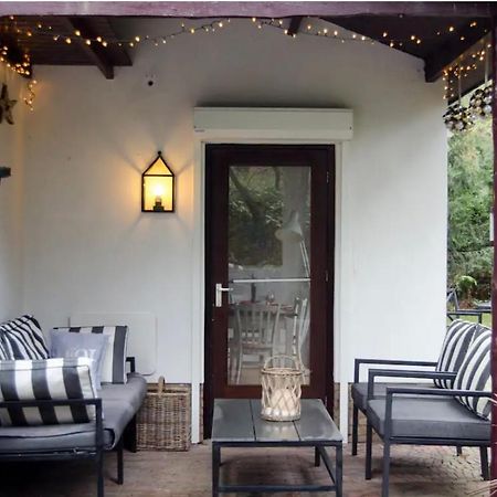 בארן Magical Cottage In The Woods מראה חיצוני תמונה