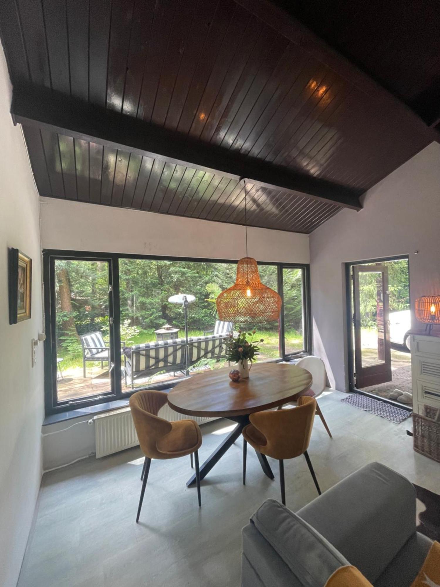בארן Magical Cottage In The Woods מראה חיצוני תמונה
