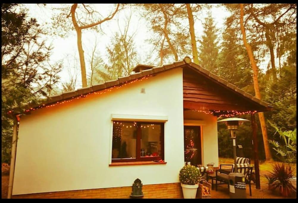 בארן Magical Cottage In The Woods מראה חיצוני תמונה