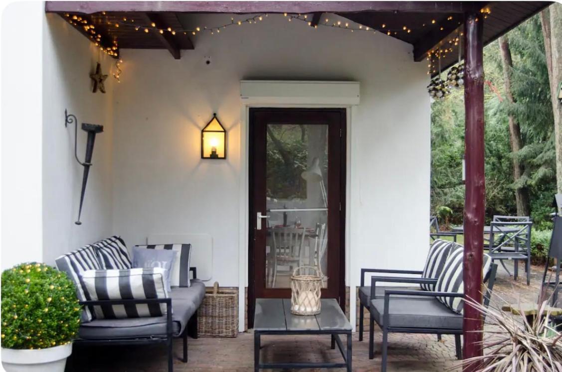 בארן Magical Cottage In The Woods מראה חיצוני תמונה
